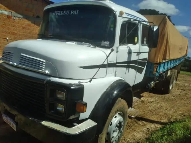 Mercedez 1513