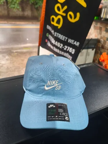 Boné Nike azul