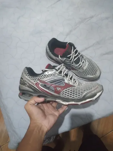 Mizuno 8 em bom estado 