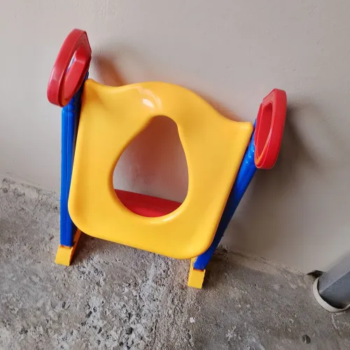 Assento sanitário infantil