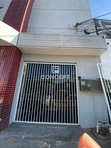 SALAS COMERCIAS