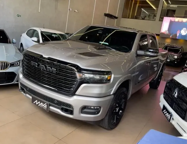 Ram 1500 Laram. Night ED. Bi-TB 3.0 4X4 Aut. 2025