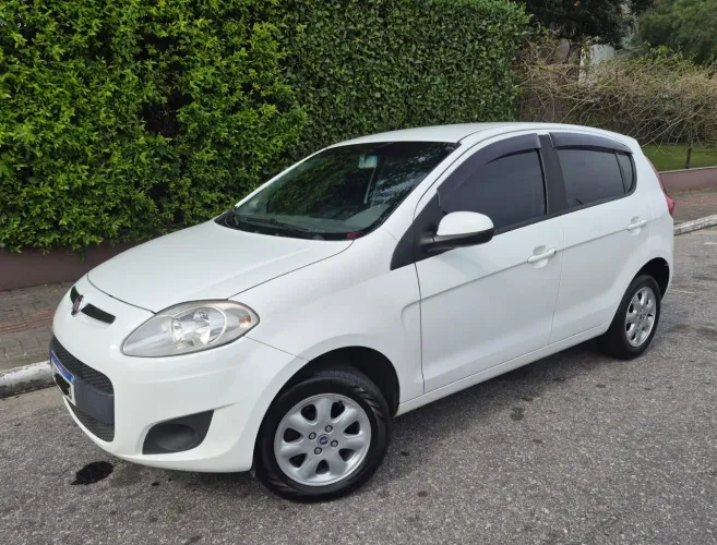 Fiat Palio Attractive 1.0 EVO Fire Flex 8V 5P 2016
