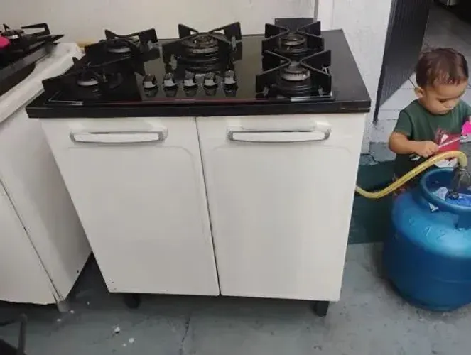 Fogão Cooktop 05 Bocas com Gabinete (Gás de Botijão)