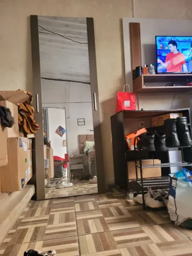 Porta de guarda roupa com espelho