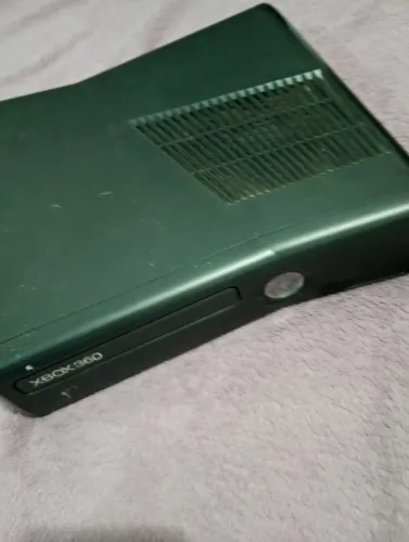 Vendo Xbox 360 com defeito