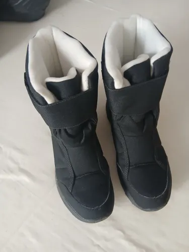 BOTA DE NEVE QUECHUA SH100 Impermeável tamanho 36 br praticamente nova 