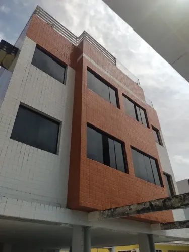 Imóvel para aluguel possui 102 metros quadrados com 3 quartos em Bessa - João Pessoa - PB