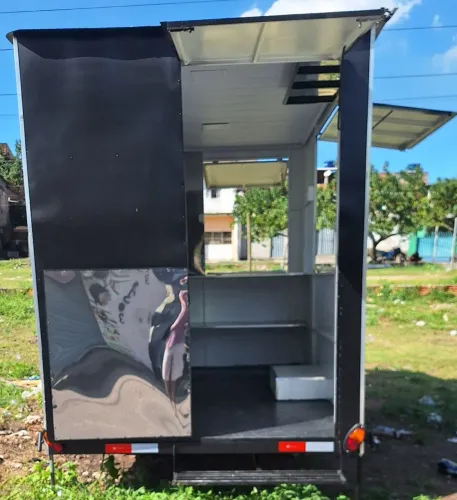 Treiler Novinho e Nunca Usado