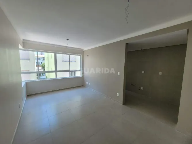 Apartamento com 1 dormitório e 1 vaga de garagem no bairro Petrópolis