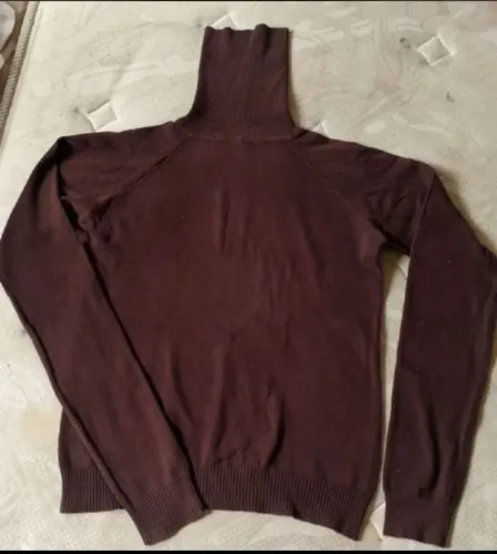 Camisa de inverno marrom com gola