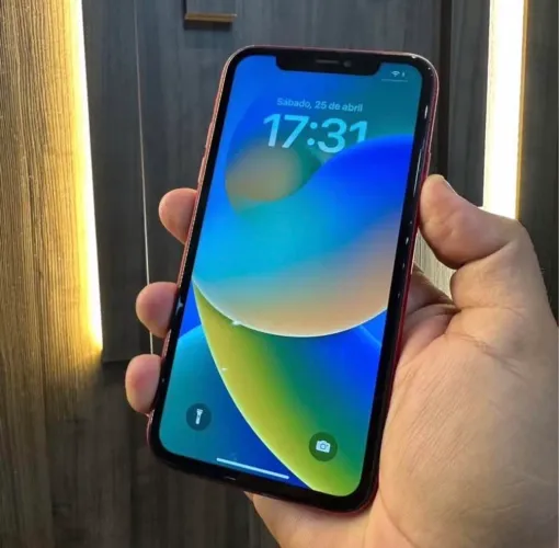 iPhone 11