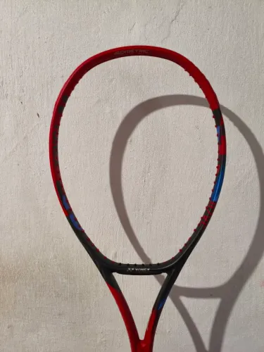 Raquete de tênis Yonex VCORE 98 NOVA