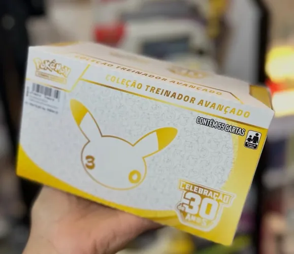 ETB pokemon 30 anos