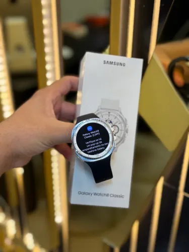 GALAXY WATCH 8 CLASSIC (( TRÊS MESES DE USO)) NA GARANTIA SAMSUNG 