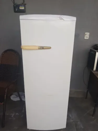 Geladeira Gelo seco Cônsul