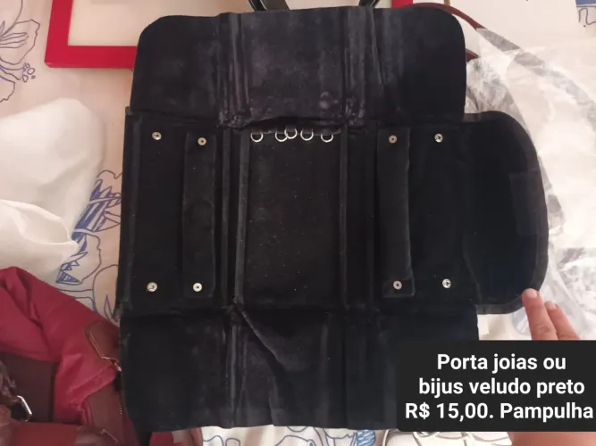 Porta joias mostruário ou bijus veludo preto