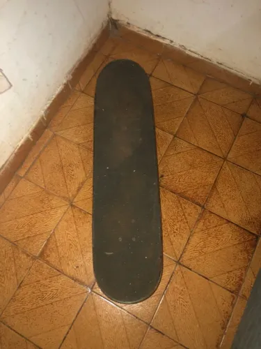 Skate importado Stevie peres