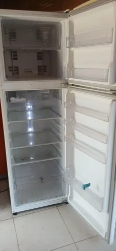 Geladeira top Panasonic gelado e congeladp bem