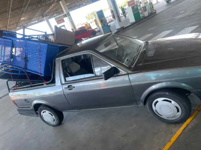 Volkswagen Saveiro CL/ Summer 1.8 MI E 1.8 (álcool) 1992