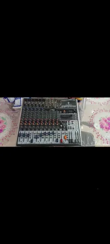 mesa de som behringer 12 canais com defeito no reverb preço abaixo do valor