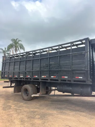 Gaiola Boiadeira para caminhão toco