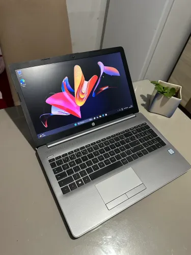 HP 250 G7 | Core i5 8ª Geração | 8GB RAM | SSD 256GB | Windows 11 | Pronto para Uso!