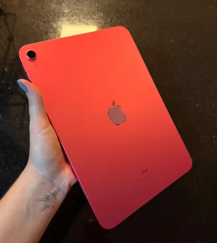 Vendo IPad 10ª geração 64GB Muito conservado