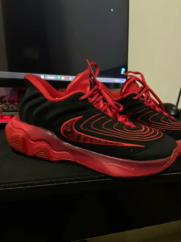 Giannis Immortality 4 Vermelho e Preto