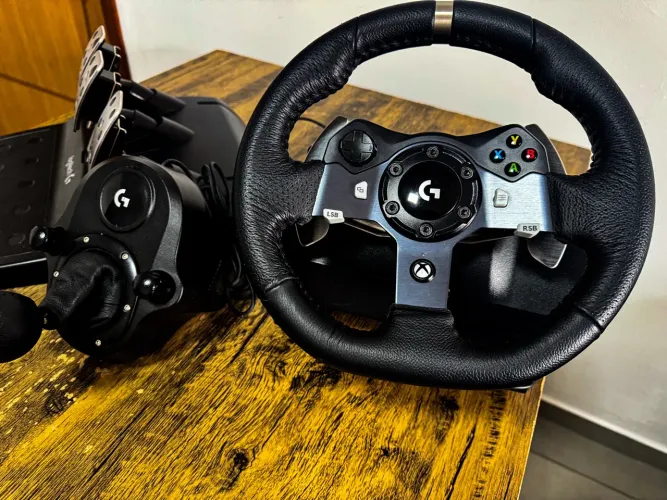 ? Volante Logitech G920 + Câmbio Logitech Driving Force