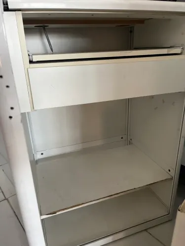Balcão/caixa com gaveta SEM CHAVE