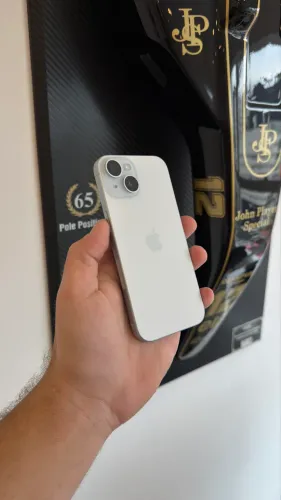 iPhone 15 128gb 