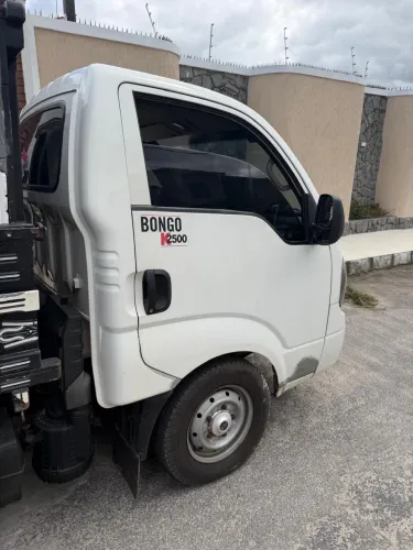 Vendo kia bongo