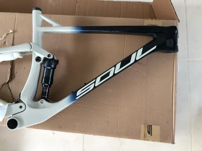 Quadro Carbono full Soul Volcano caloi Oggi Sense Scott specialized
