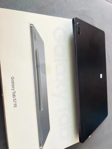 Samsung Galaxy Tab S7 FE 128GB | Wi-Fi + Chip | Completo e super conservado!