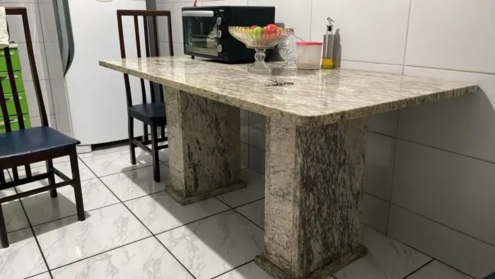 Mesa pedra de mármore
