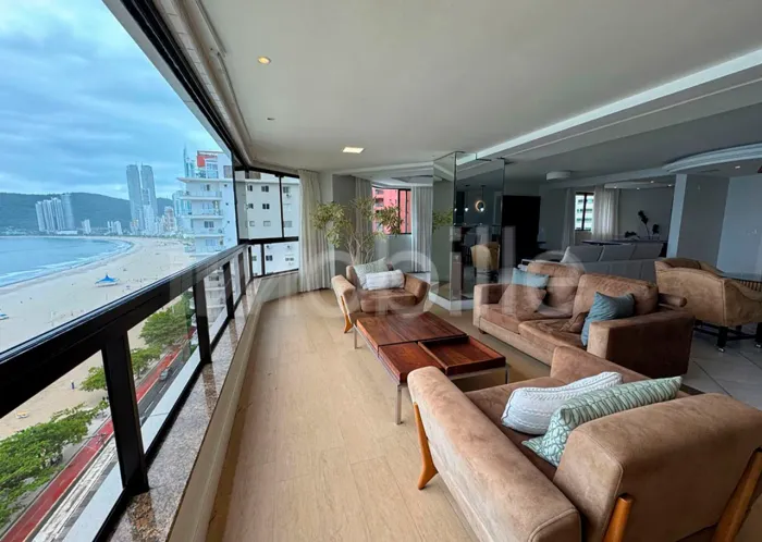 Apartamento para locação anual no Edifício Salvador Dali