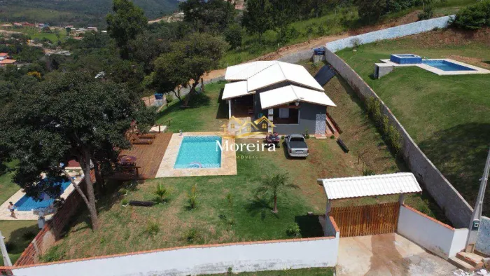 Chácara com linda vista à venda de porteira fechada