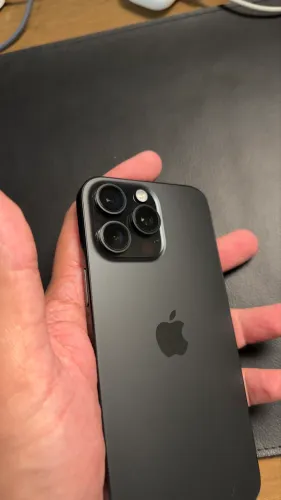 iPhone 16 Pro Max 256GB, 95% bateria, impecável