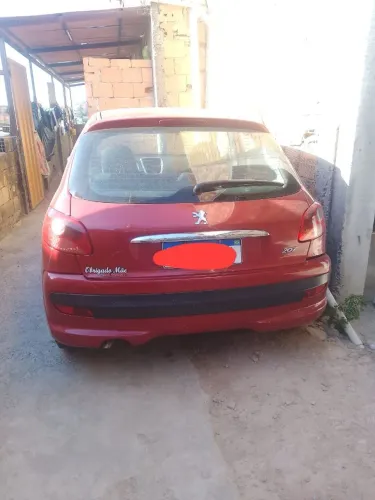 Peugeot 207 XR 1.4 Flex 8V 5P 2011