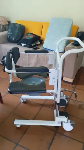 Cadeira de transferência aceita proposta