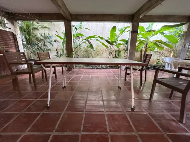 Mesa de copa branca para 6 lugares