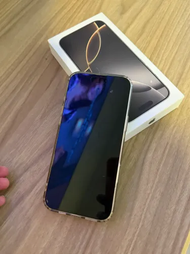iPhone 16 pro max - na Garantia