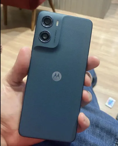Celular Motorola Moto G 06 - 128: 8gb Ram Bateria De 5200 Mah Azul Marinho