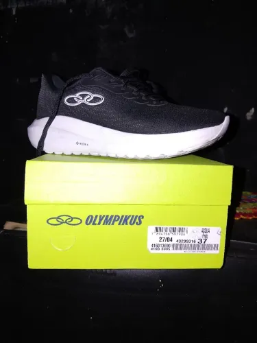 Vendo tênis Olympikus novo!