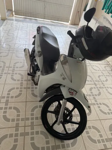 Biz 125 Ex 2015