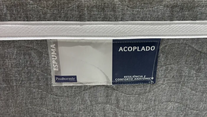 Vendo cama de solteiro