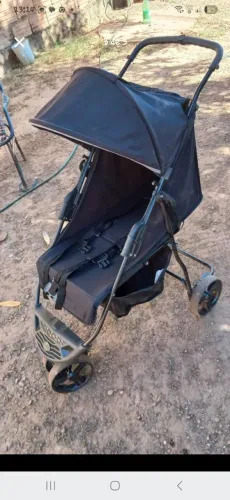 Vendo carrinho de bebe