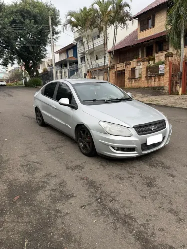 Chery Cielo Sedan 1.6 16V 119cv 4P 2011