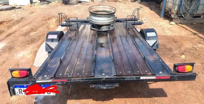 Carretinha para 5 motos